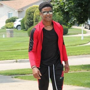 Meet your Posher, James